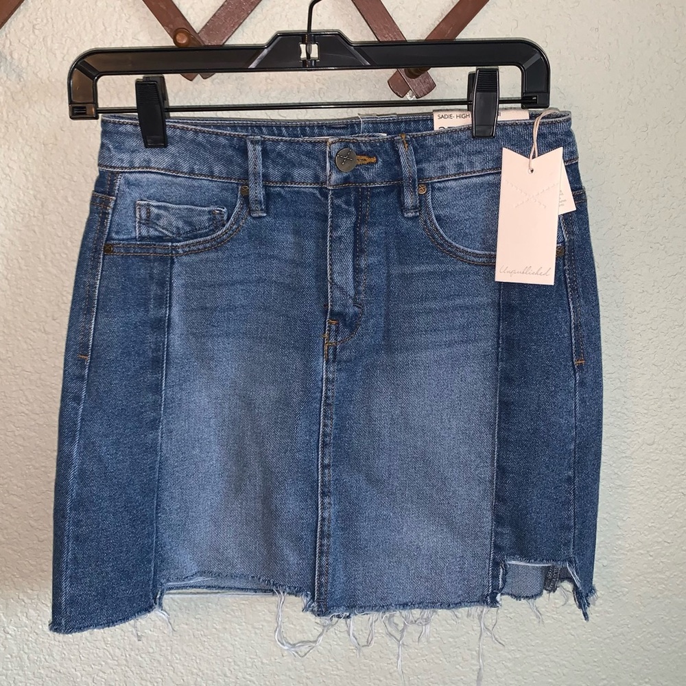 Unpublished NWT Two-Tone Denim Mini-Skirt Francesca’s sadie high waist - size 27